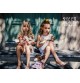 Jeunes filles jouant avec Fée Feline avec robe parme signée Picca Loulou