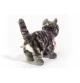 Peluche chat tigré gris debout - 20 cm signée Teddy Hermann, vue de dos