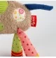 Doudou girafe Patchwork Sweety signé Sigikid, gros plan sur l'étiquette