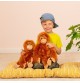 Jeune homme jouant avec Peluches Orang-outan assis 40 cm signées Teddy Hermann