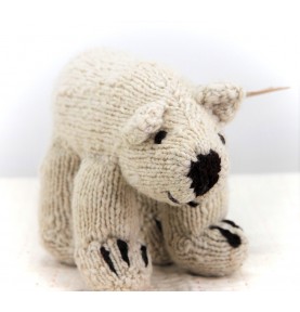 Peluche bébé ours polaire laine fait main équitable